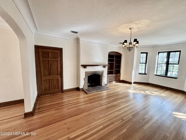 Photo - 3319 Pine St Unit 7