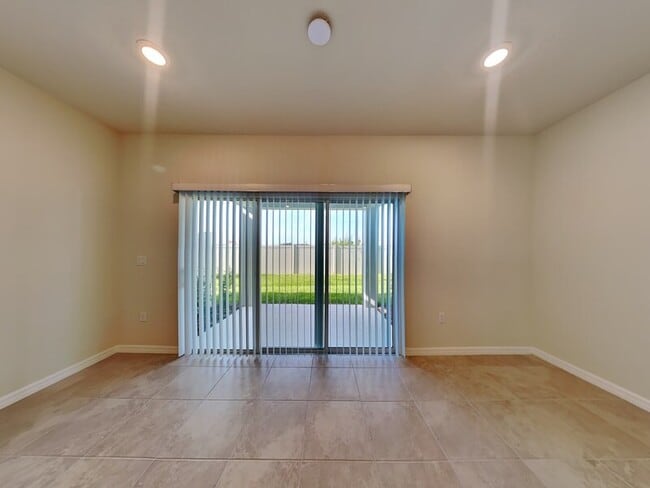 Photo - 3187 Emerald Acrs Ln