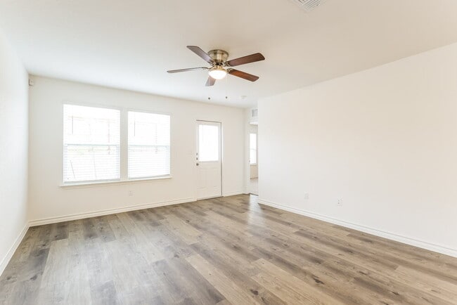 Photo - 10315 Monte Carmel Pl