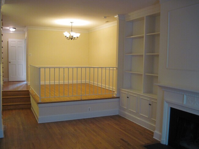 Photo - 2308 L St NW