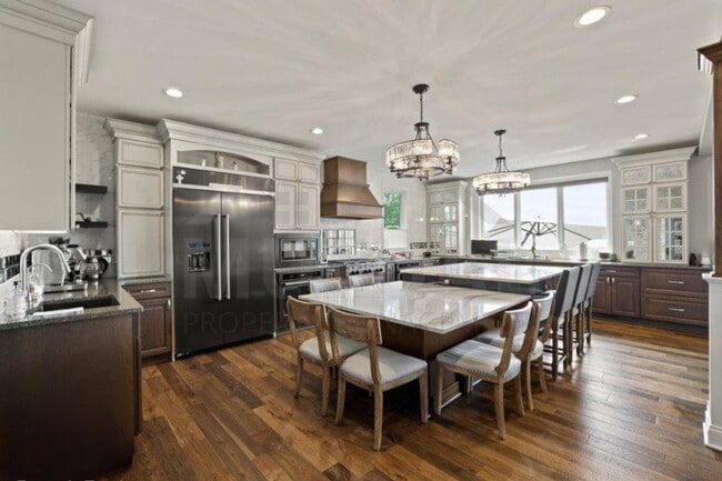 Photo - 8184 Woodland Shore Dr