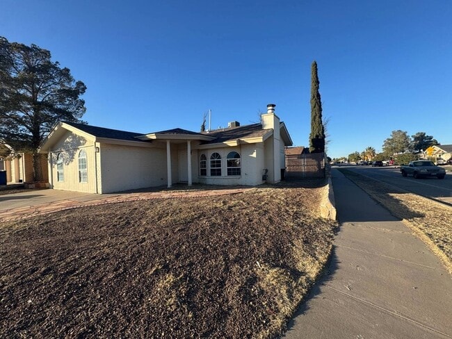 Photo - 1795 Victor Lopez Dr