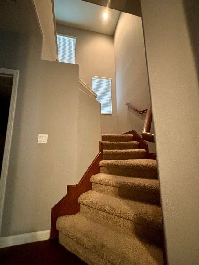 Photo - Beautiful Natomas 3/2.5 Home (Please Read Entire Marketing Ad for Viewings)