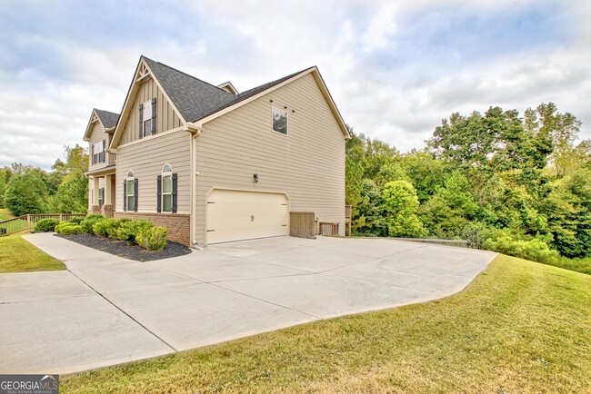 Photo - 180 Charleston Dr