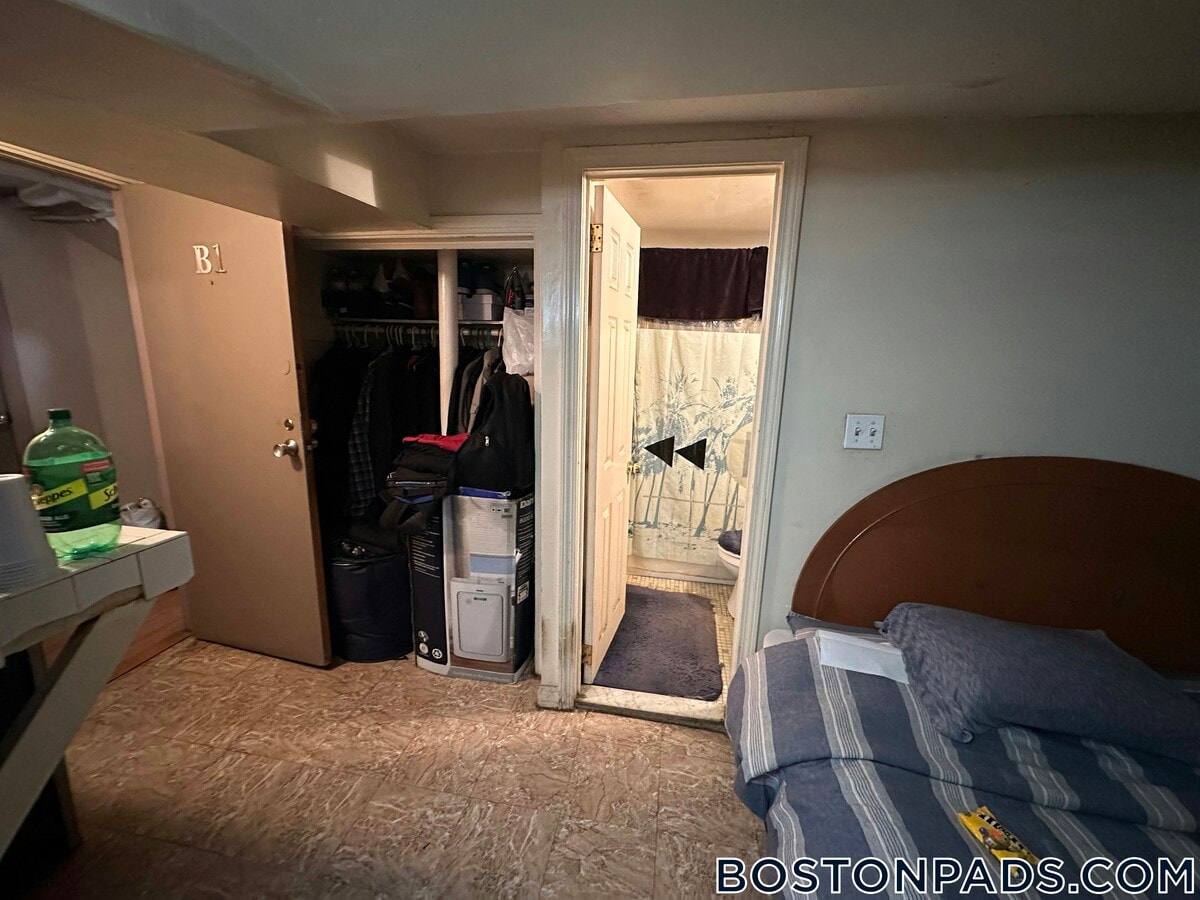 Photo - 53 S Huntington Ave Unit B1