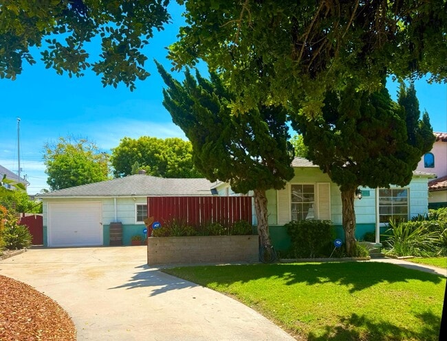 Photo - Welcome to Pacific Beach Coastal Living – 3BR/2BA Home