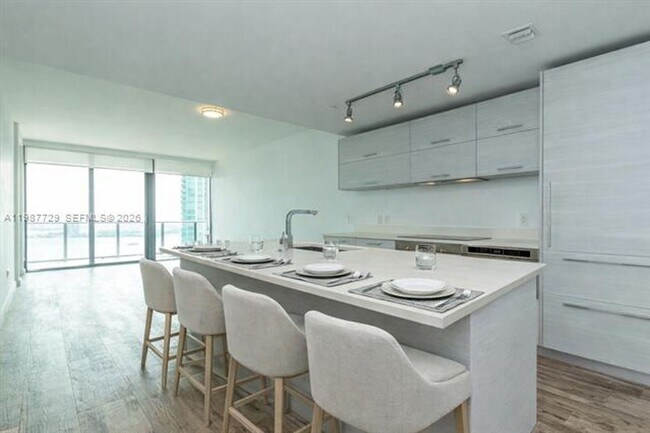 Photo - 650 NE 32nd St Unit 650 NE 32nd St # 3406