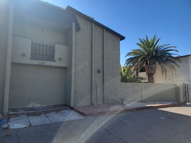 Photo - 1773 E Harmon Ave Unit 3