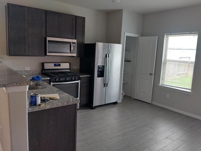 Photo - 24807 Russet Bluff Trl