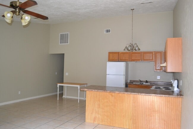 Photo - 2041 Continental Ave