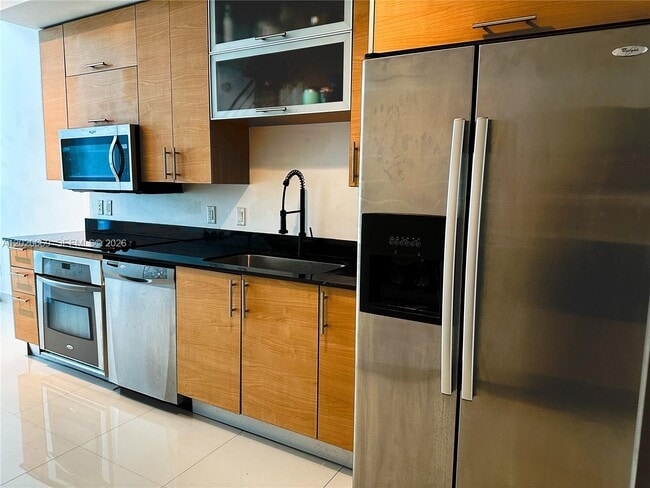 Photo - 60 SW 13th St Unidad 3418