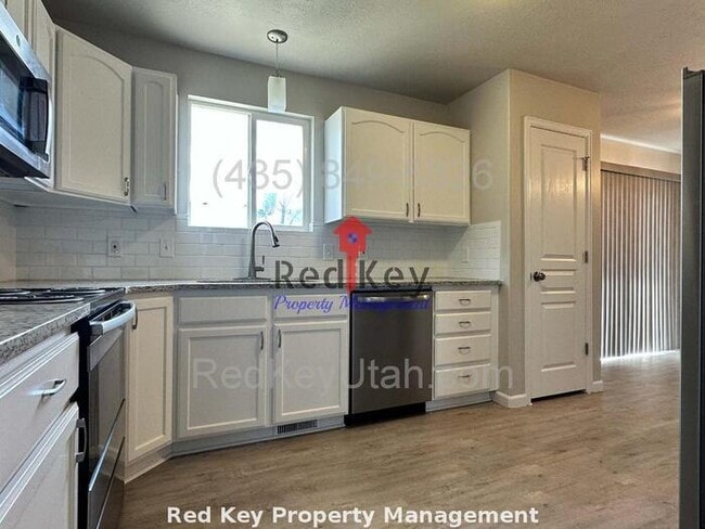 Photo - 700 S Single Family Home