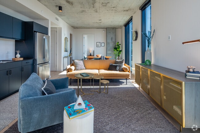 2BR, 2BA - B1 - 996SF - Living Room