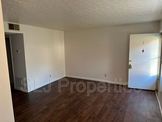 Photo - 428 Locust St Unidad 1