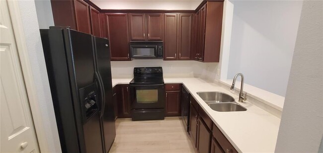 Photo - 3757 Parkridge Cir Unit 5-106