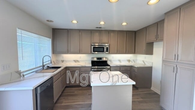 Photo - 797 Atlantic Dr