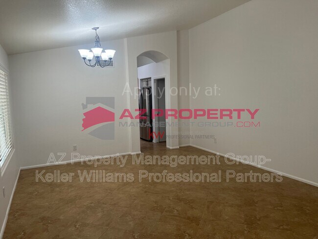 Photo - 3706 E Potter Dr