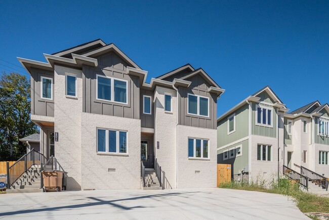 Photo - 2401 Inga St