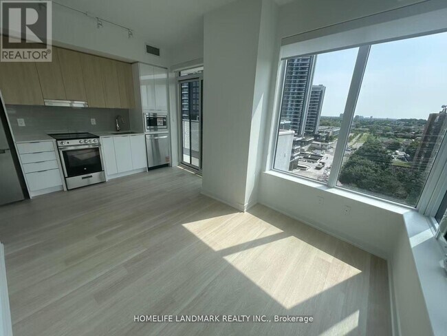 Photo - 5105 Hurontario St Unit 708