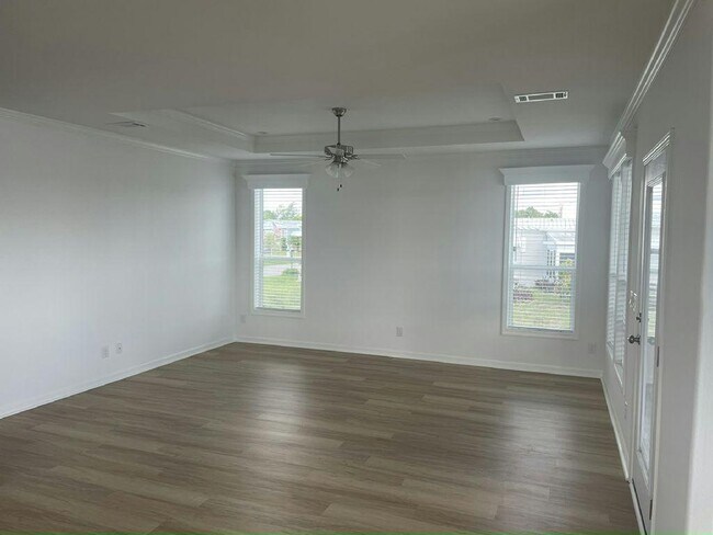 Photo - 6909 41st Ave N