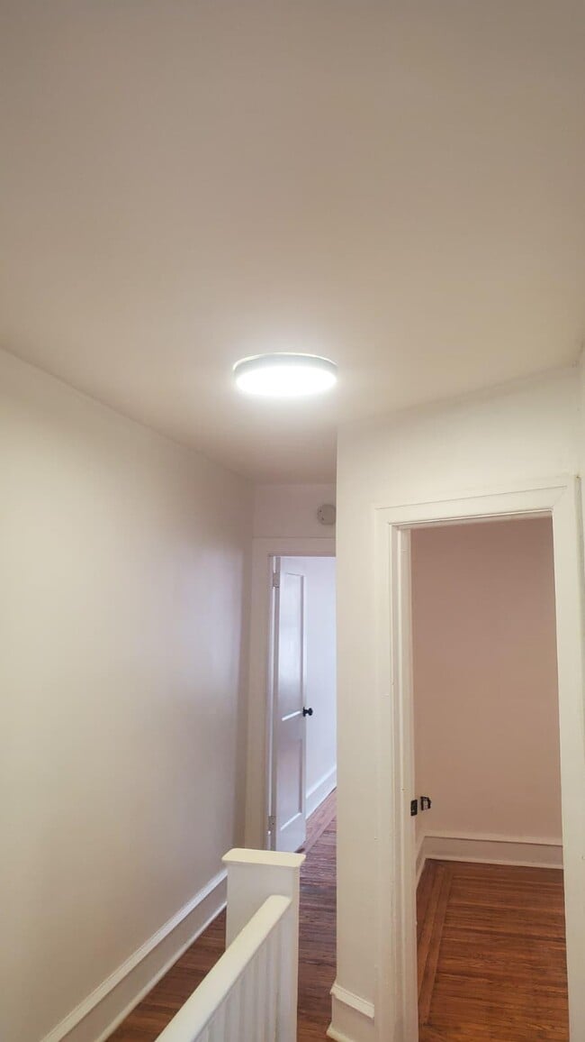 Building Photo - 1825 Dallas St