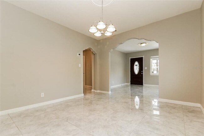 Photo - 4223 W Grace St