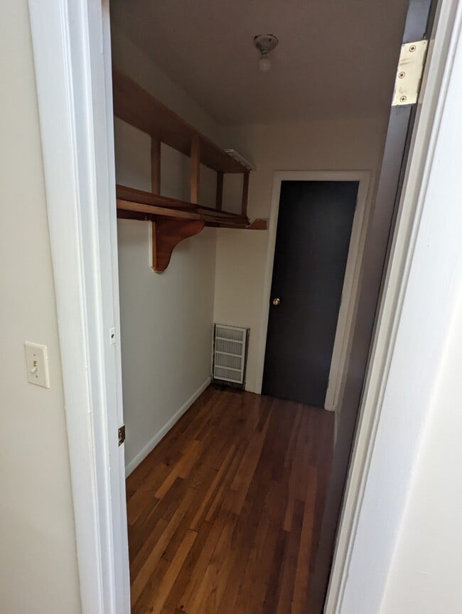 Photo - 202 Central St