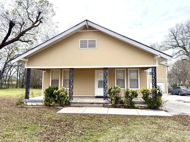 Building Photo - 531 G St NW