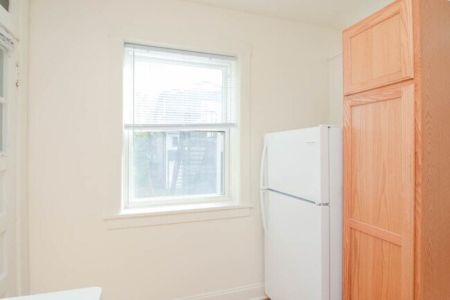 Photo - 4309 N Francisco Ave Unit F2