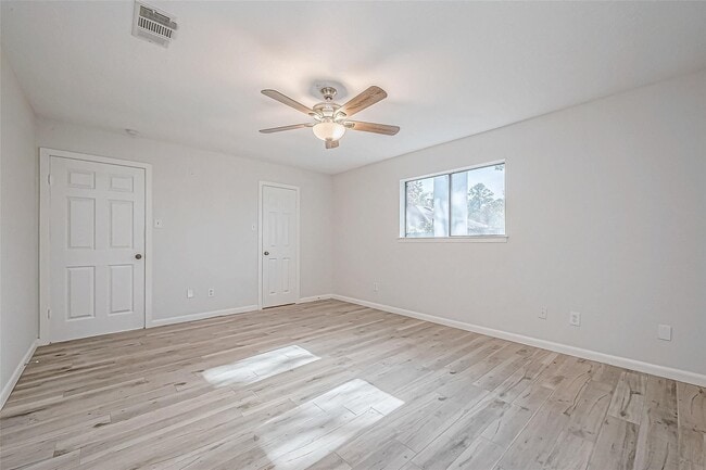 Photo - 4907 Fox Hollow Blvd
