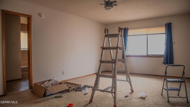 Photo - 4521 R L Shoemaker Dr