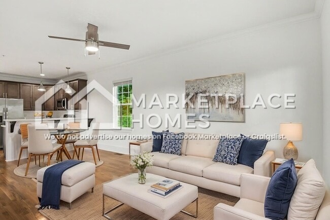 Photo - 185 Peach St