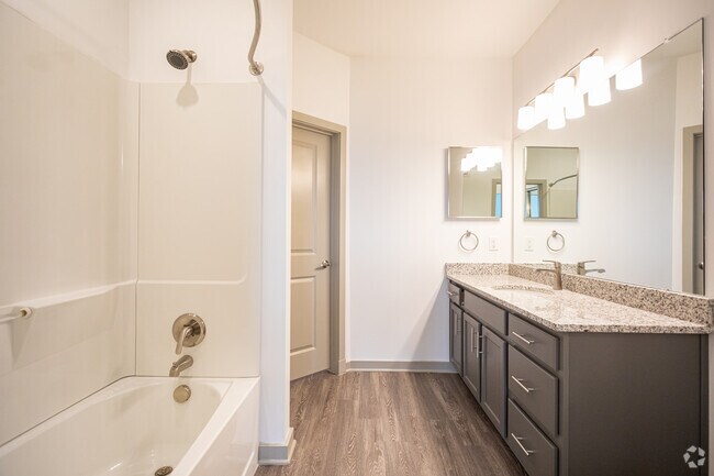 Birch- 1BR, 1BA