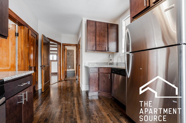 Photo - 3825 N Drake Ave Unidad 1