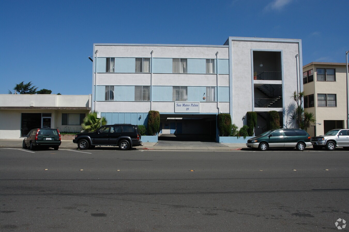 San Mateo Palms - San Mateo Palms Apartments