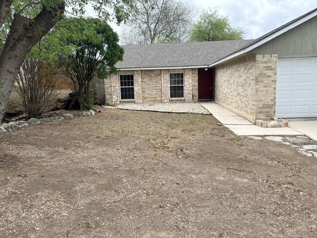 Photo - 3310 Turnabout Loop