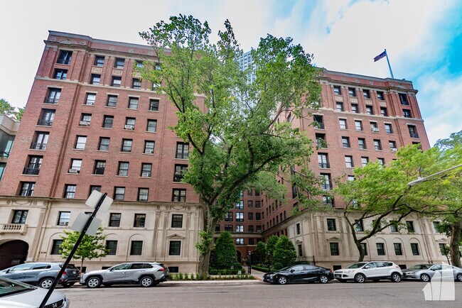 Building Photo - 400 W Deming Pl Unit 2P
