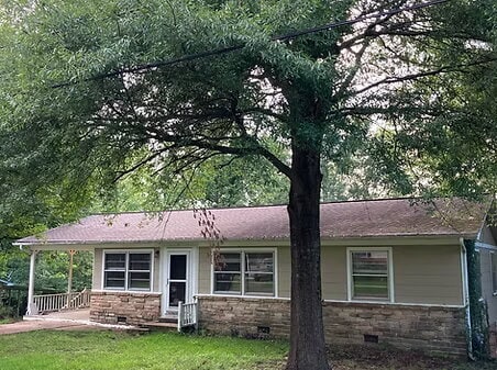 Building Photo - 3-Bedroom, 1 Bath Home Close to Downtown & MSU