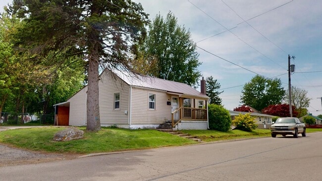 Available Now- 2 bedroom ranch in Bucyrus - Available Now- 2 bedroom ranch in Bucyrus