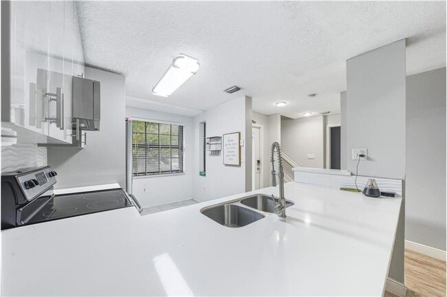 Photo - 214 City View Dr Unidad #214