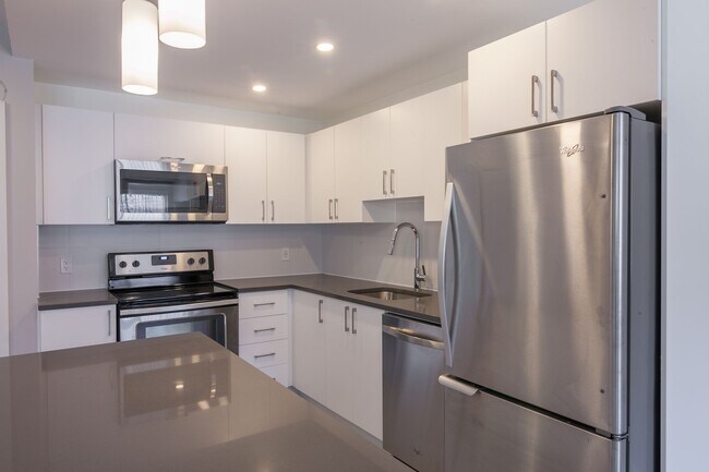 Photo - 4555 Av. Bonavista Unit 310