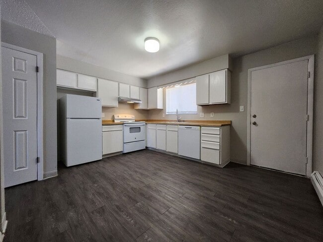 49 Chestnut Dr Unit A