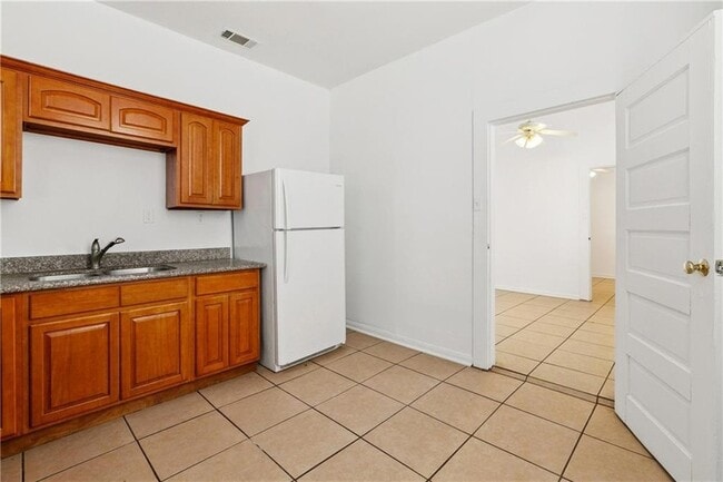 Photo - 8007 Green St