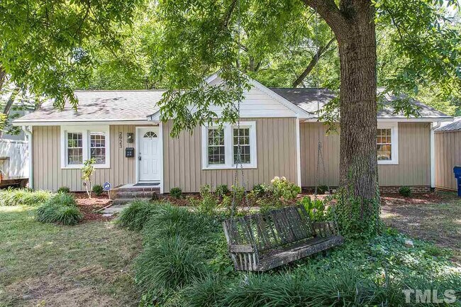 Room in House on Okelly St