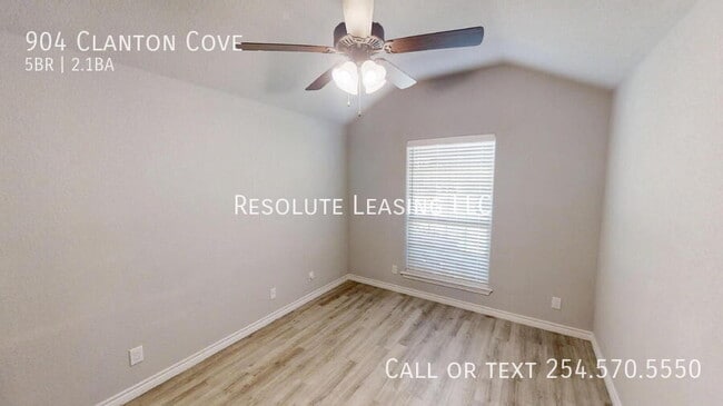 Building Photo - 904 Clanton Cove