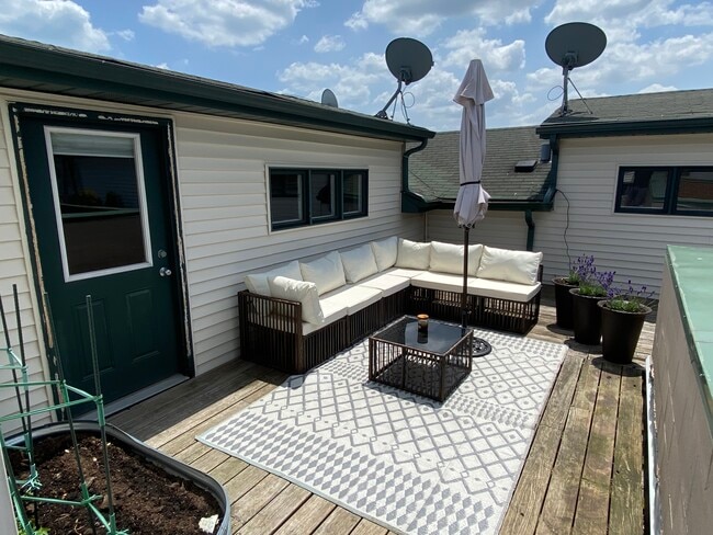 Photo - 3725 N Sheffield Ave Unit Rooftop Condo