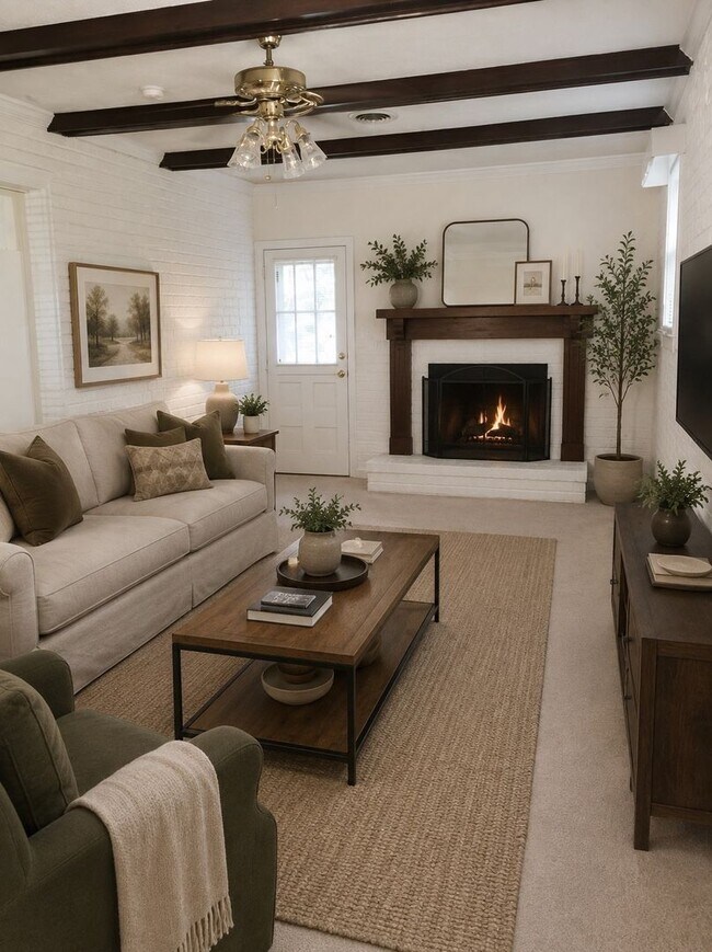 Photo - Spacious 3/4 Bedroom, 2 Bathroom Home with Garage and Basement on Holly Street