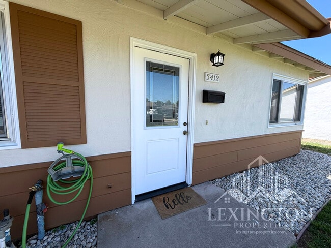Photo - Charming 2 Bedroom Home in Arden Manor – Available Now!