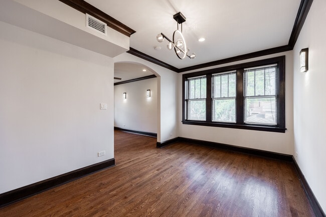 Photo - 6411 N Talman Ave Unit 301