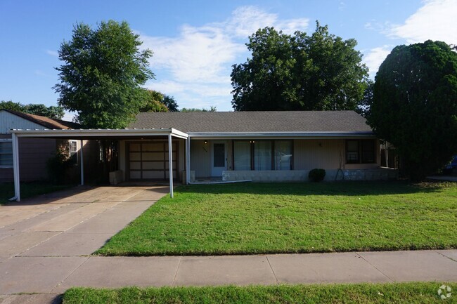 Building Photo - 3414 31st St Rental